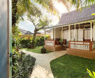 (815) BUNGALOW - 1 BEDROOM GARDEN_3_11zon